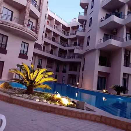 Aqua Tropical Resort, El Guana 15,Alahyaa
